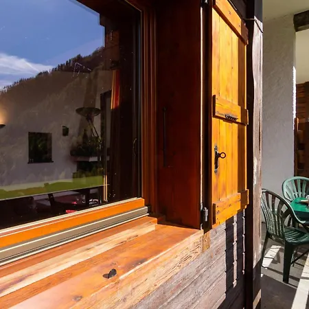 Dava La Via In - Out - Happy Chalet