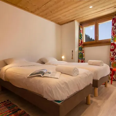 Dava La Via In - Out - Happy Chamonix