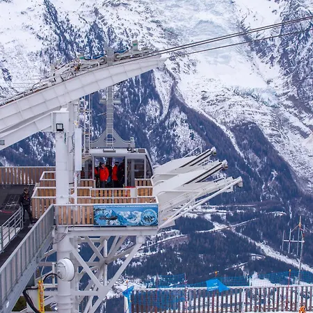 Dava La Via In - Out - Happy * Chamonix