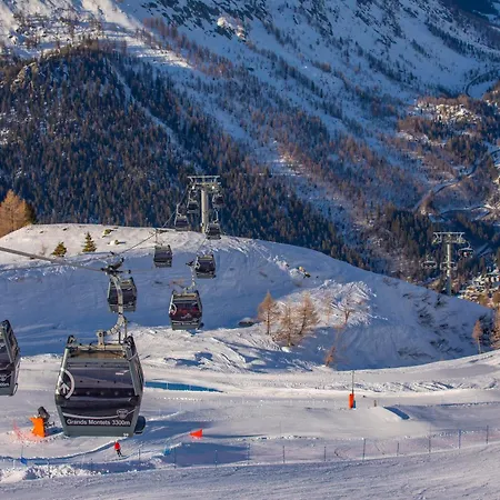 Dava La Via In - Out - Happy Chamonix Mont Blanc