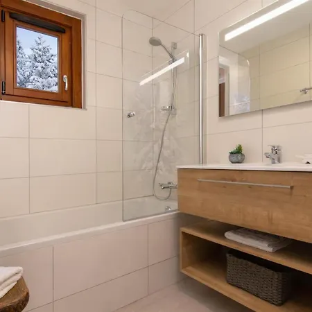 Dava La Via In - Out - Happy Alpesi faház