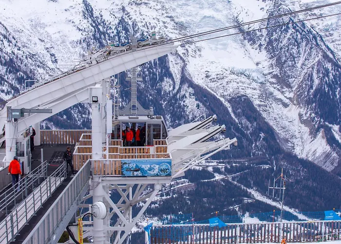 Dava La Via In - Out - Happy * Chamonix